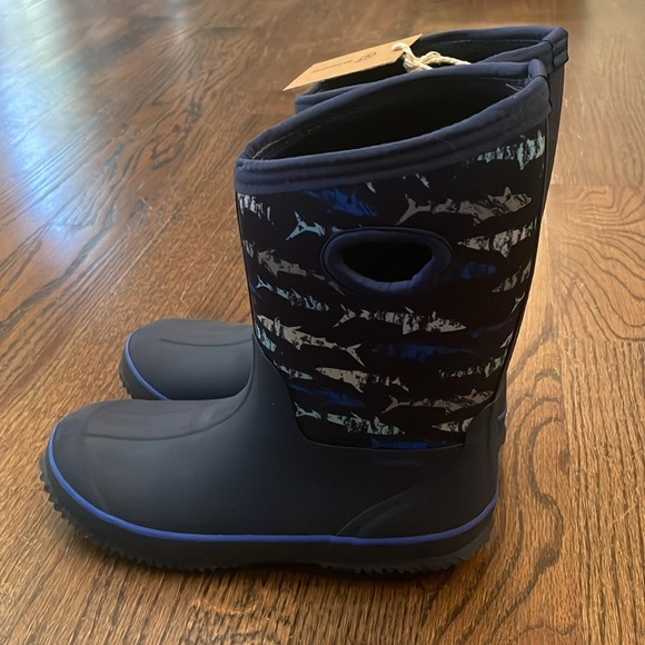 NWT Solarrain Rain boots, big kids size 6 - Picture 5 of 14